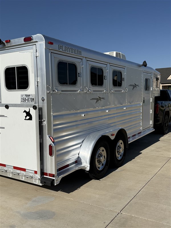 Trailer Photo 25