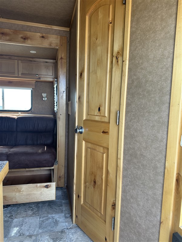 Trailer Photo 30