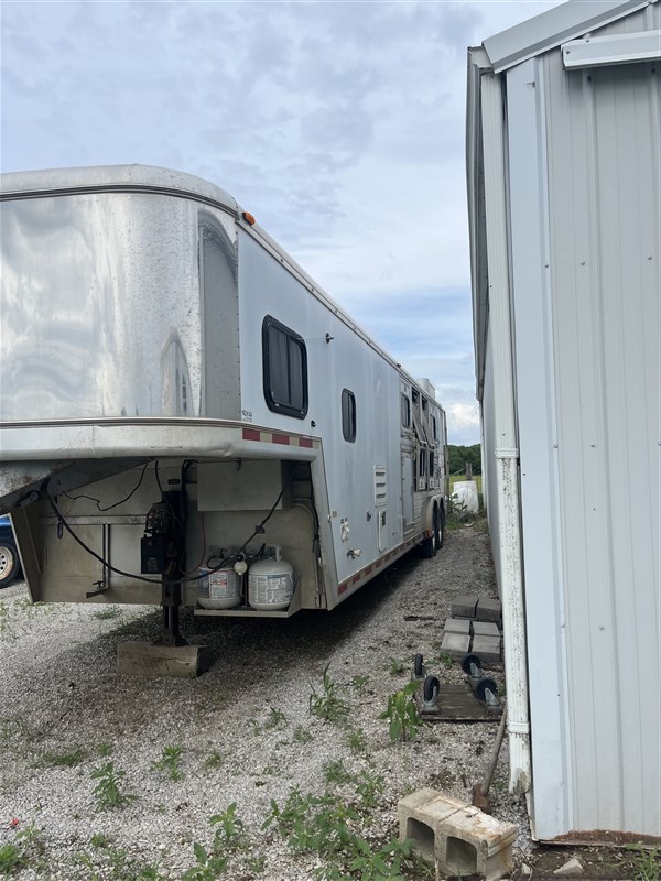 2000 Hart 4 horse
