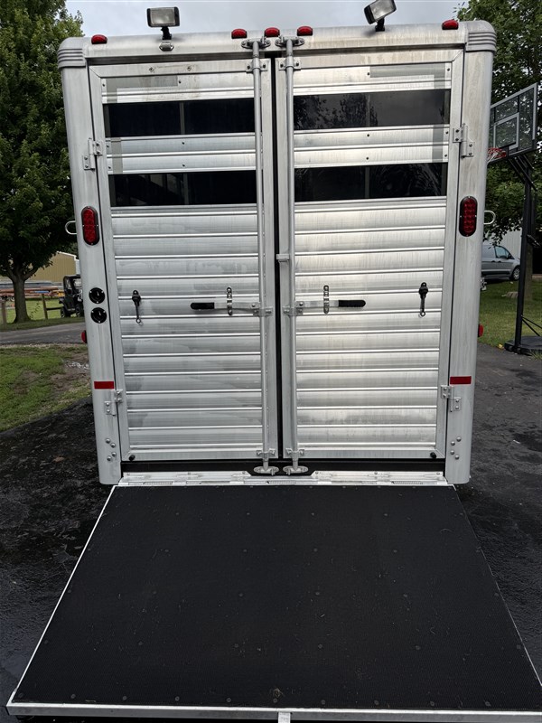 2011 Sundowner sunlite 730 rtx