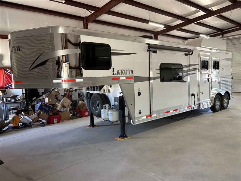 2020 Lakota charger