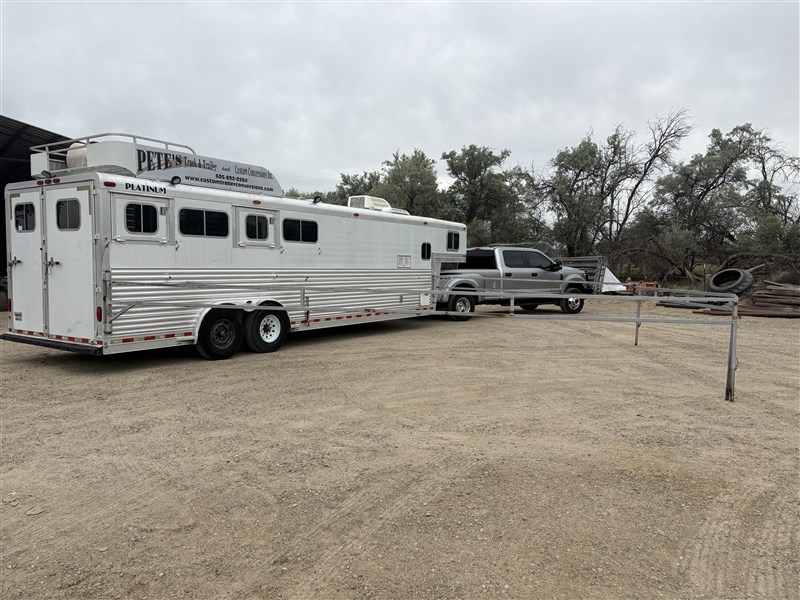 Trailer Photo 8