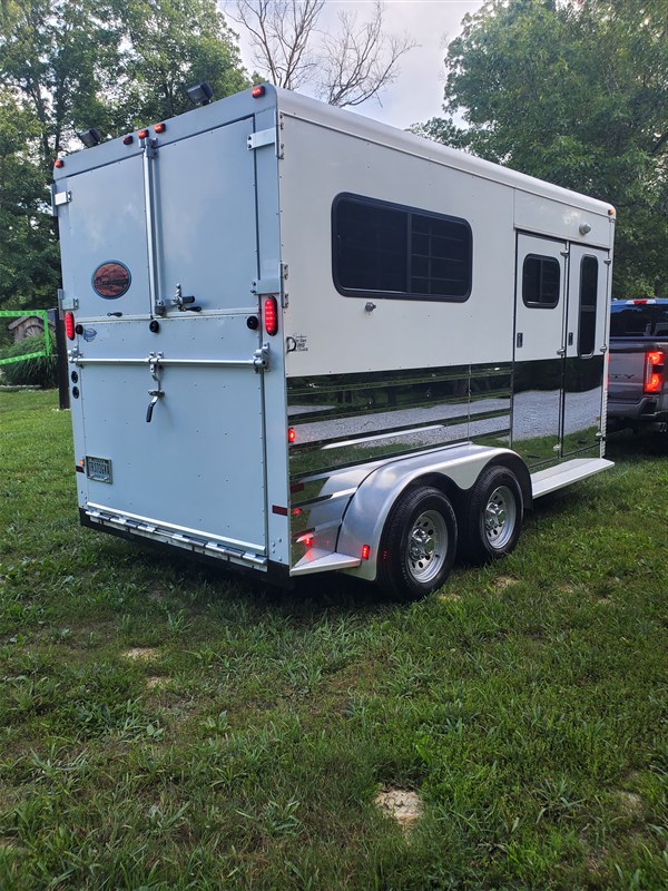 Trailer Photo 10
