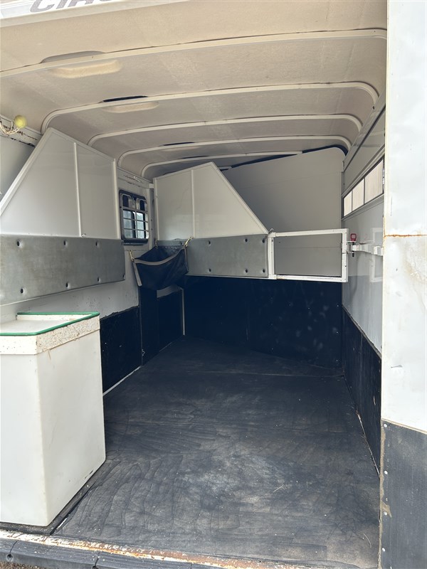 Trailer Photo 18