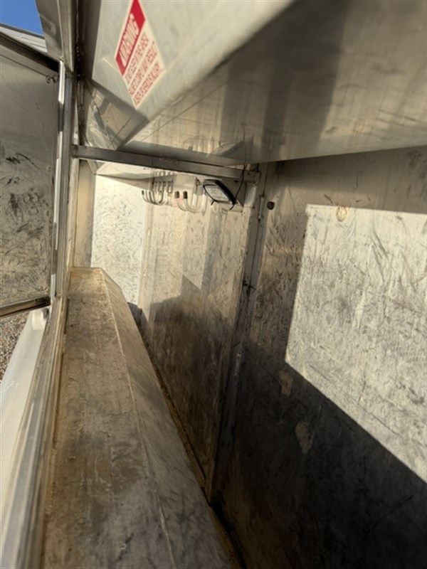 Trailer Photo 10