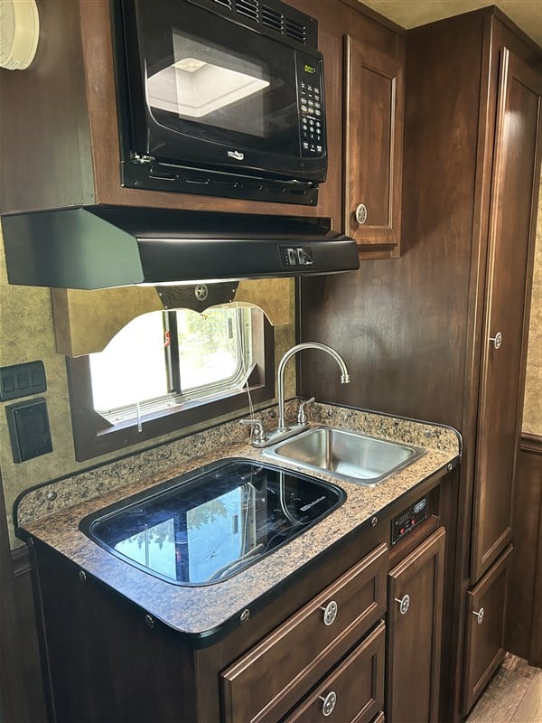 2014 Exiss 7310lq