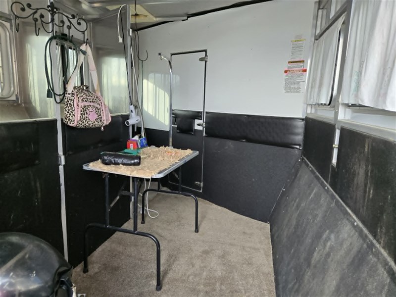 Trailer Photo 27