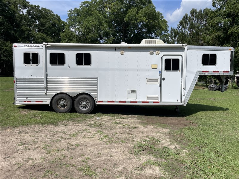 2003 Featherlite 8547