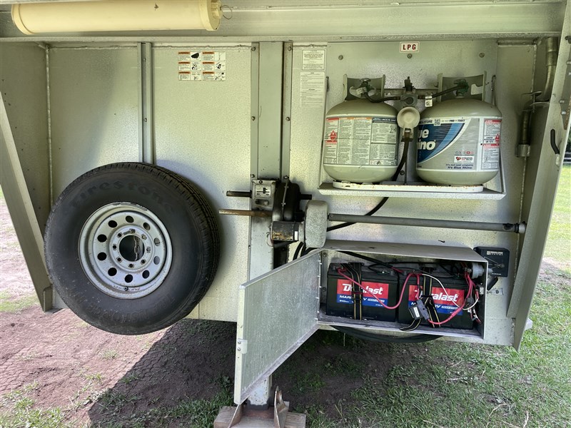 2003 Featherlite 8547