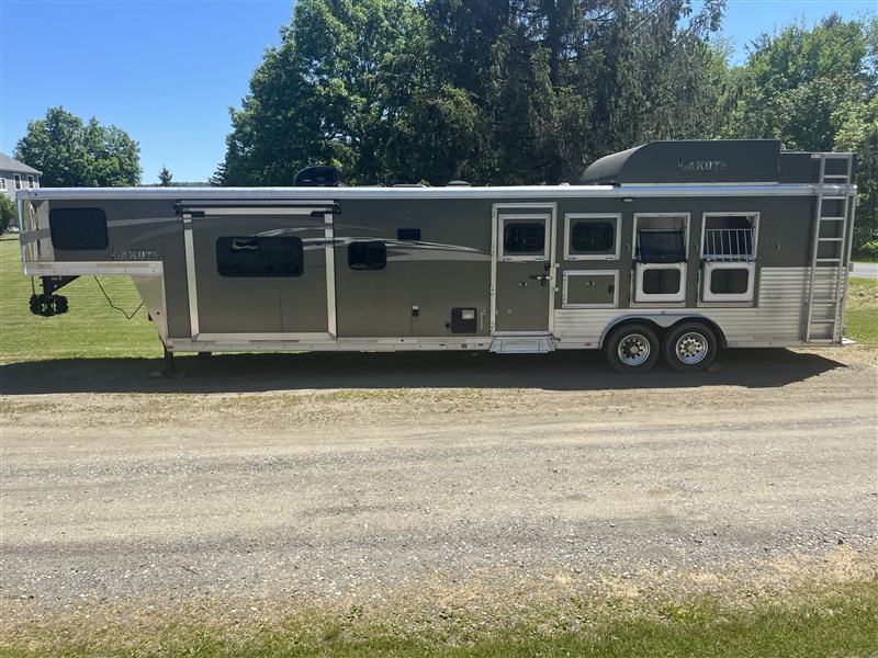 2016 Lakota charger