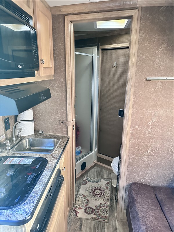 Trailer Photo 26