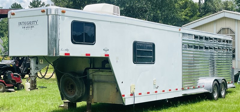 Trailer Photo 8