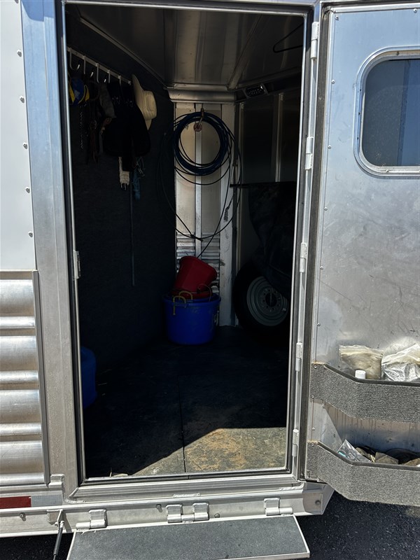 Trailer Photo 20