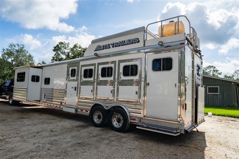 Trailer Photo 15