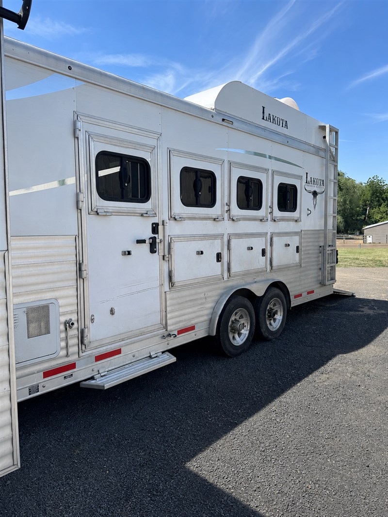 Trailer Photo 4