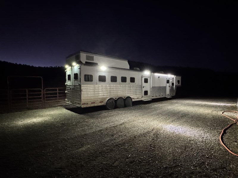 Trailer Photo 5