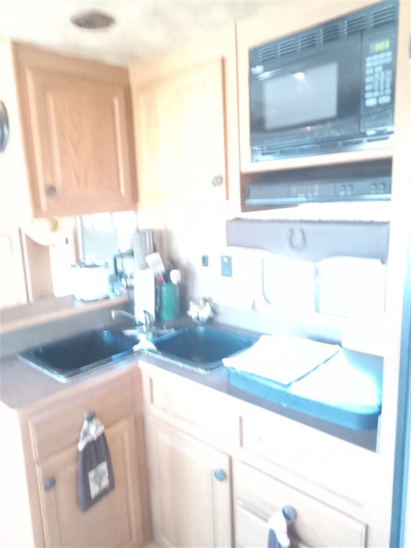 Trailer Photo 15
