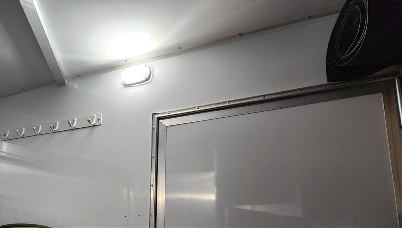 Trailer Photo 29