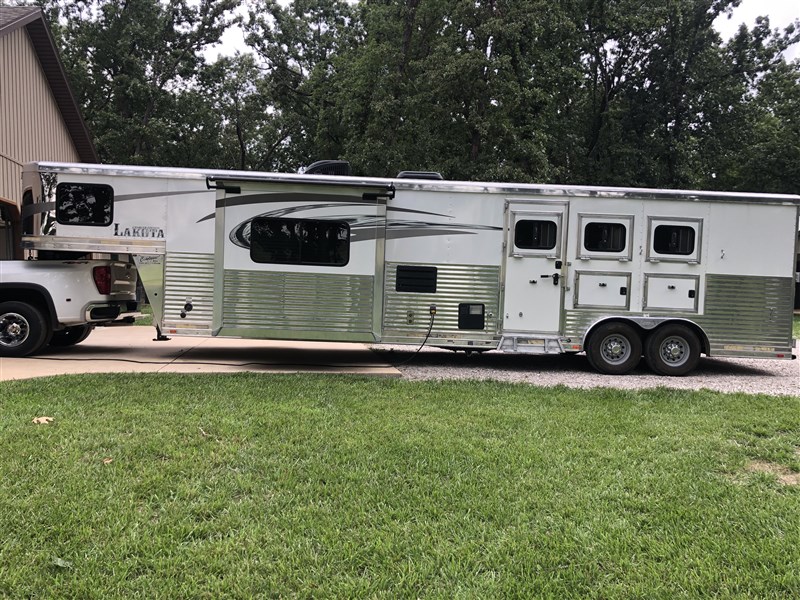 Trailer Photo 25