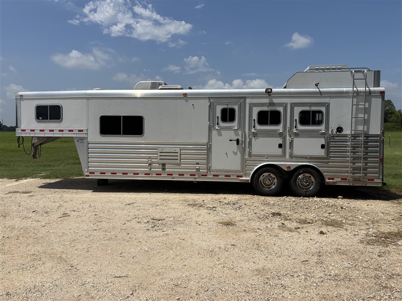 Trailer Photo 3