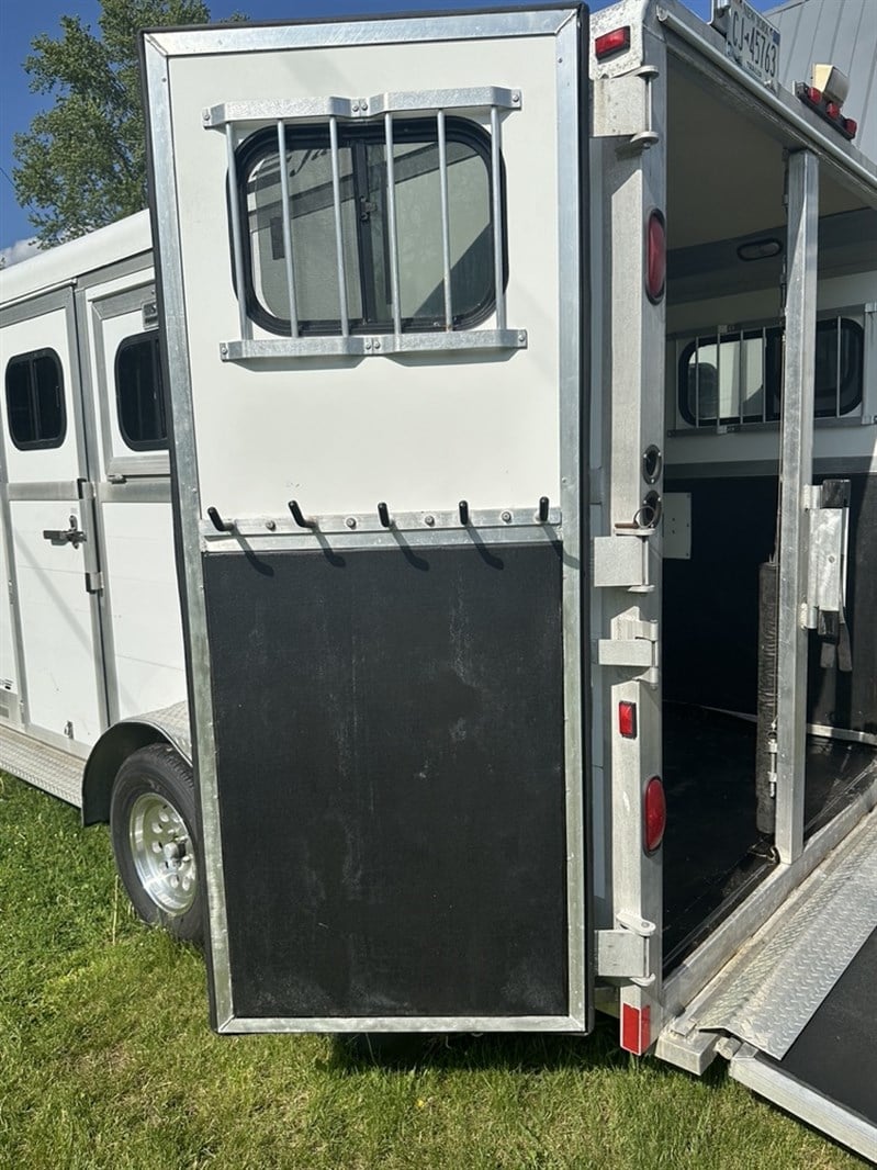 Trailer Photo 14