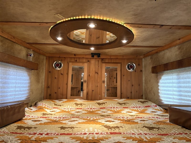 Trailer Photo 10