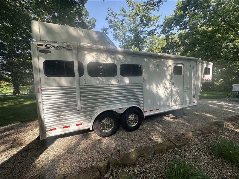 Trailer Photo 2