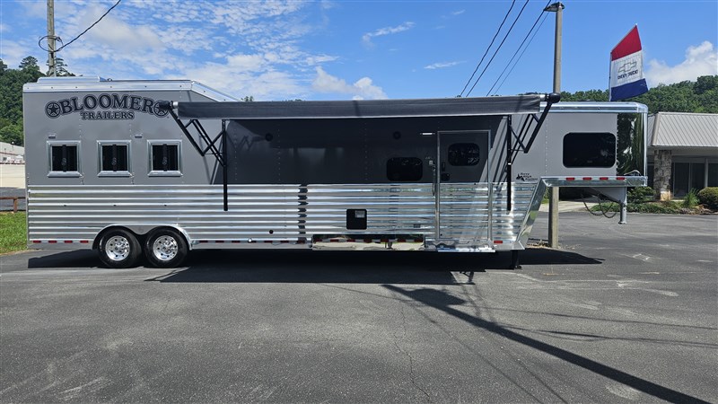 Trailer Photo 5