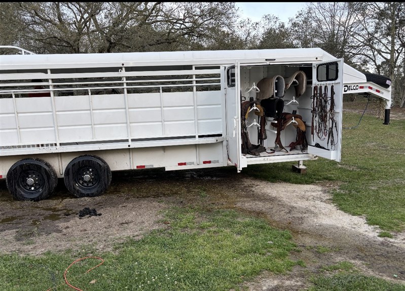 Trailer Photo 3