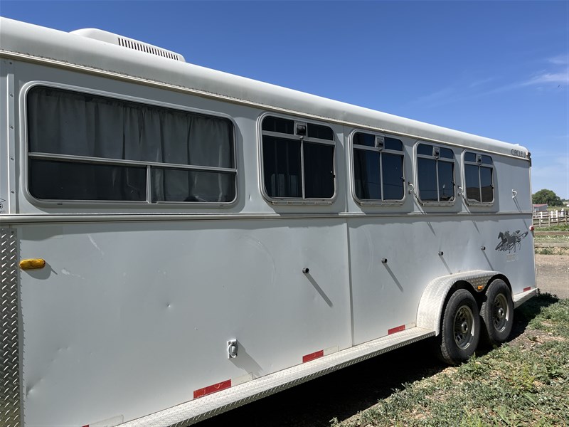 Trailer Photo 2