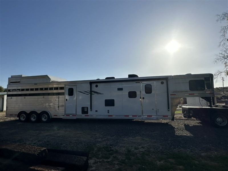 Trailer Photo 7