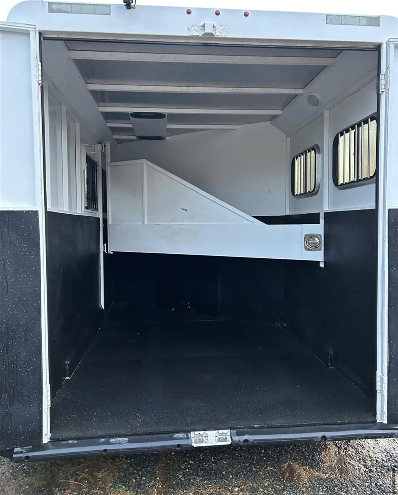 Trailer Photo 6