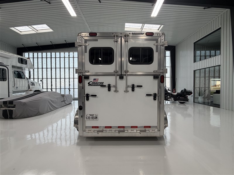 Trailer Photo 5