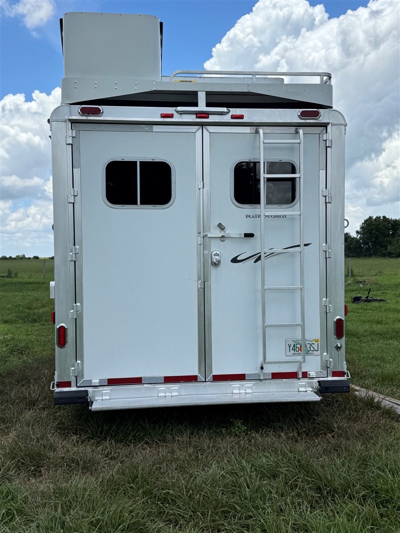 Trailer Photo 7