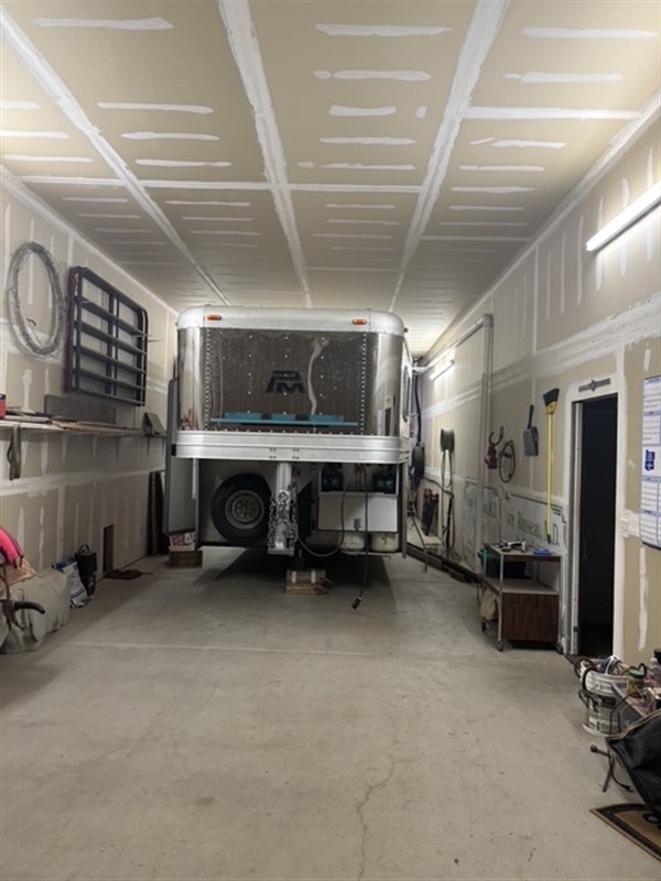 Trailer Photo 2