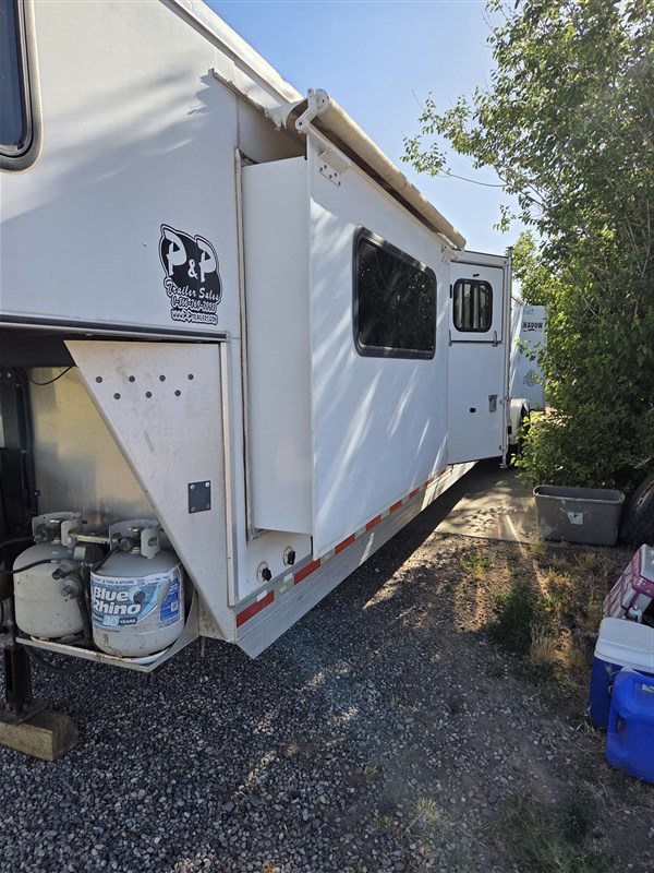 Trailer Photo 12