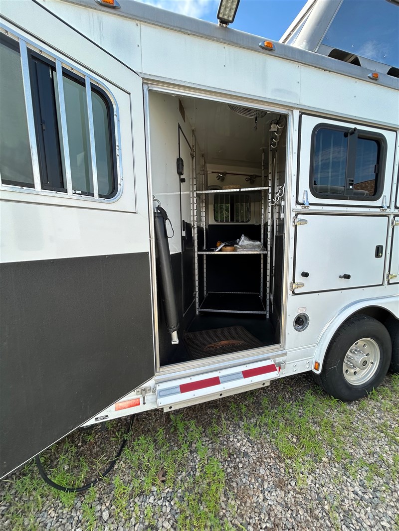 Trailer Photo 18