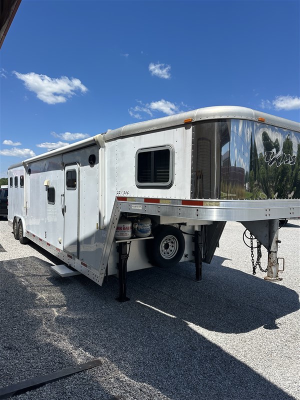 Trailer Photo 17