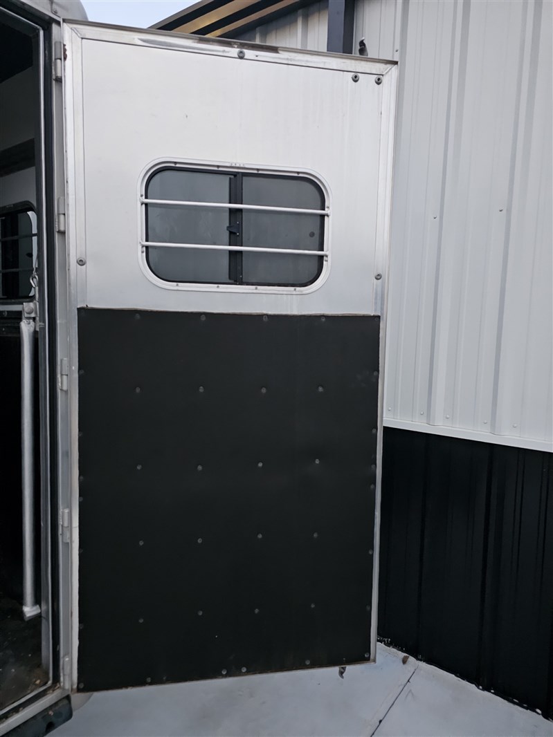 Trailer Photo 6