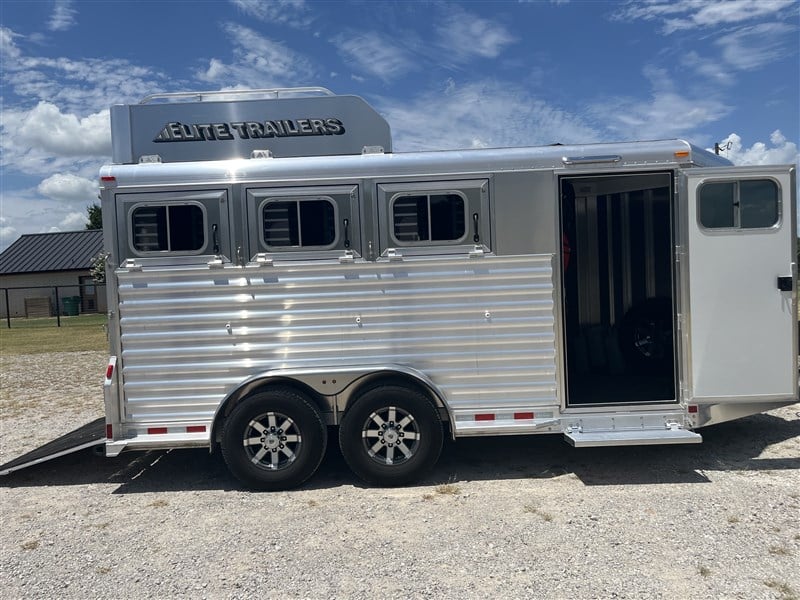 Trailer Photo 7