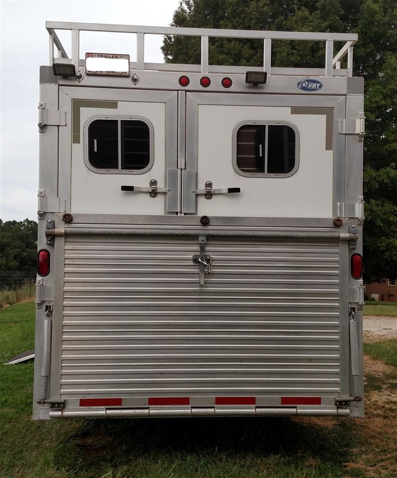 Trailer Photo 4