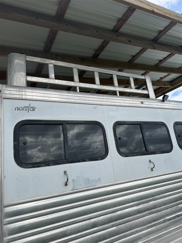 Trailer Photo 15
