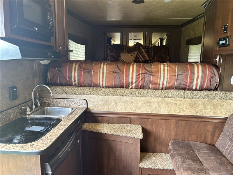 Trailer Photo 3