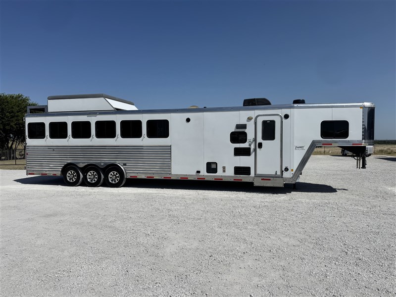 Trailer Photo 7