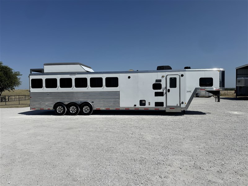 Trailer Photo 9