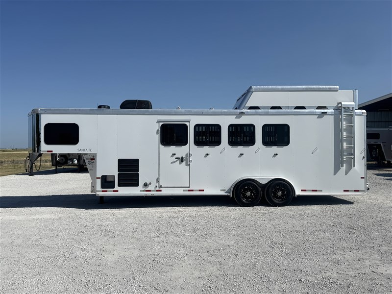 Trailer Photo 5