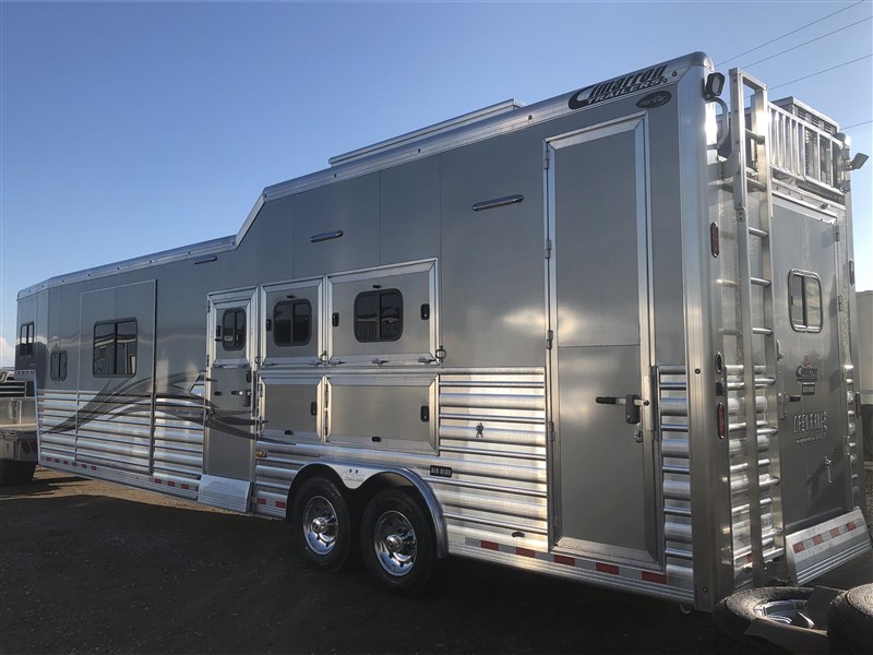 Trailer Photo 5