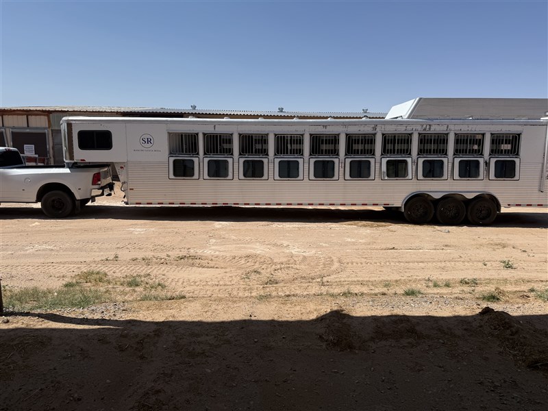Trailer Photo 4