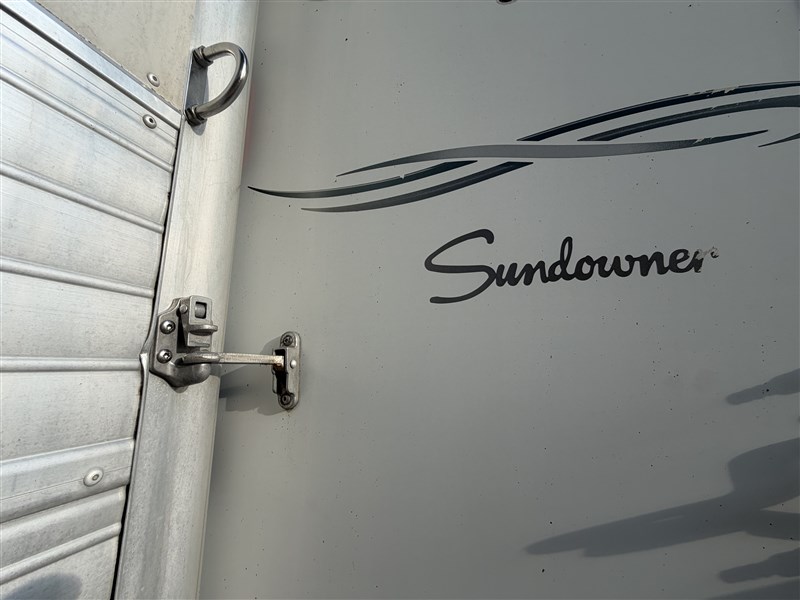 Trailer Photo 15