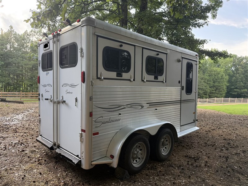 Trailer Photo 2